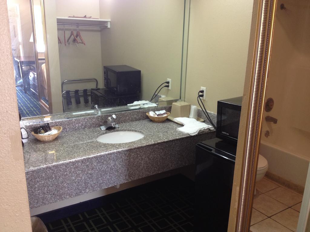 Motel 6-Freeport, Tx Стая снимка